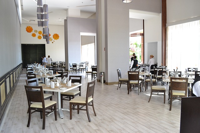 restaurant-630335_640