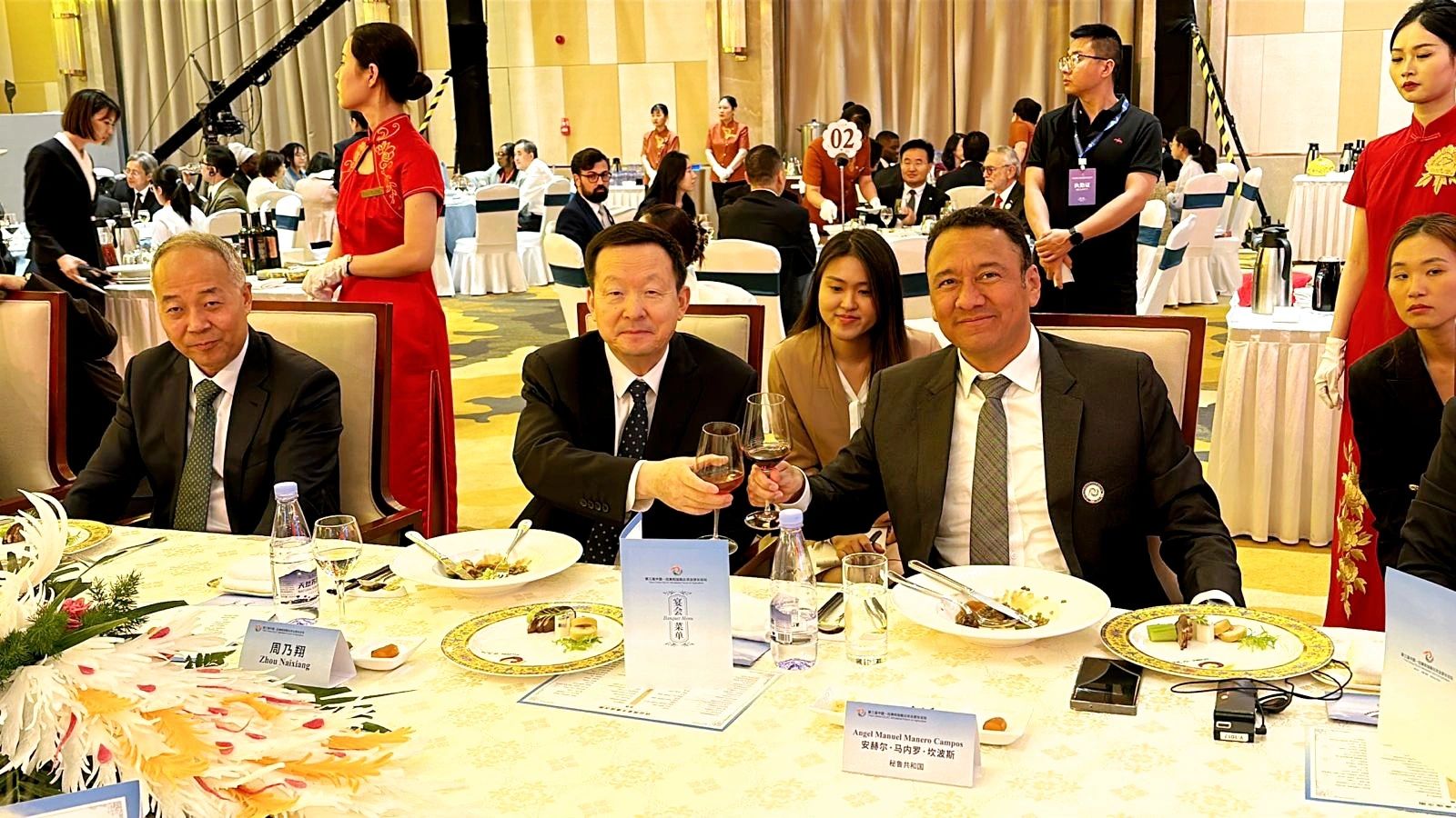 Ministro de agricultura en China, participará en foro sectorial China-CELAC – AgroNegociosPerú